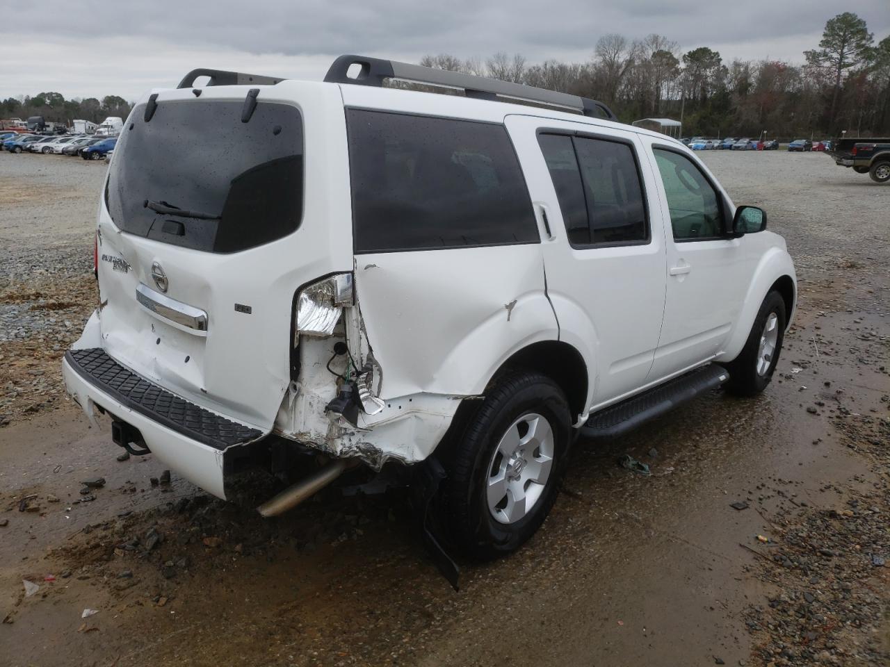 Photo 4 from auction – 2010 NISSAN PATHFINDER with VIN 5N1AR1NN2AC607212