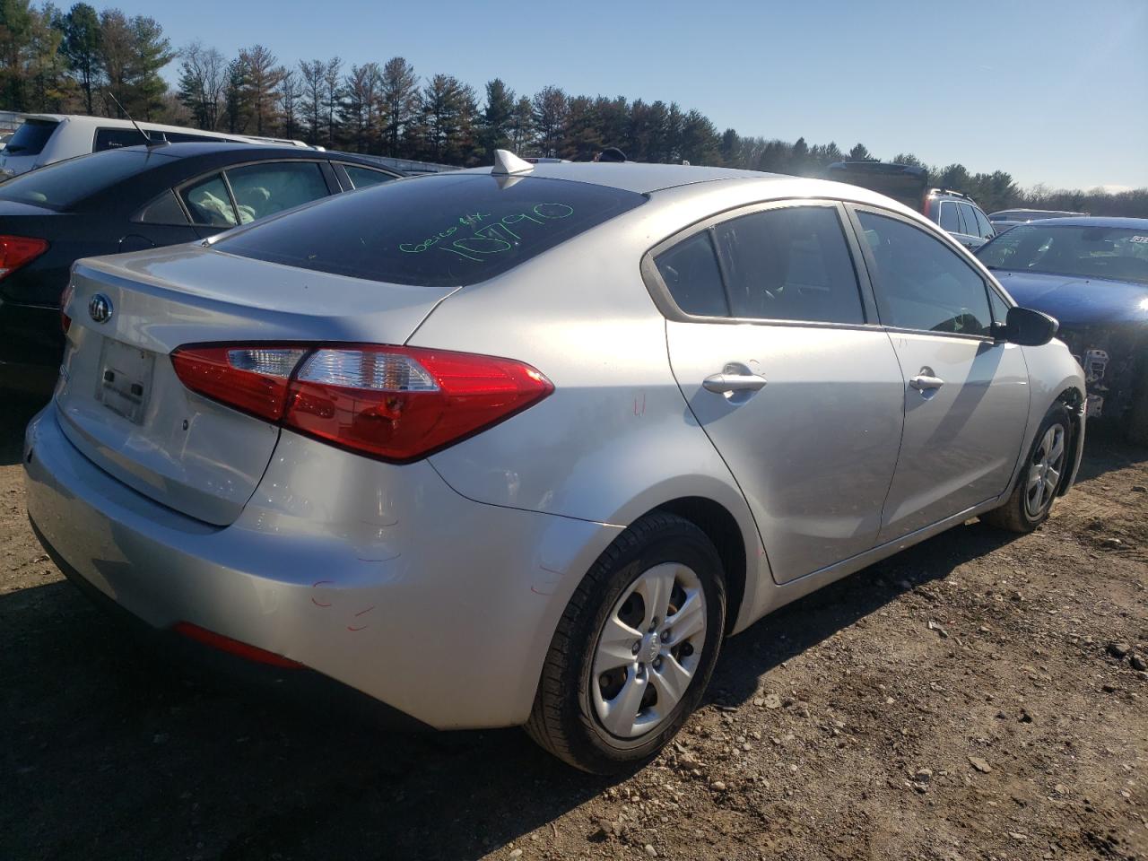 Photo 4 from auction – 2014 KIA FORTE LX with VIN KNAFK4A63E5149055