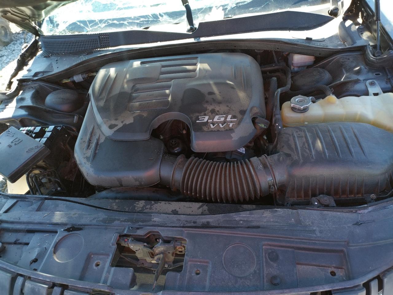 Photo 7 from auction – 2014 CHRYSLER 300 with VIN 2C3CCARG4EH203801