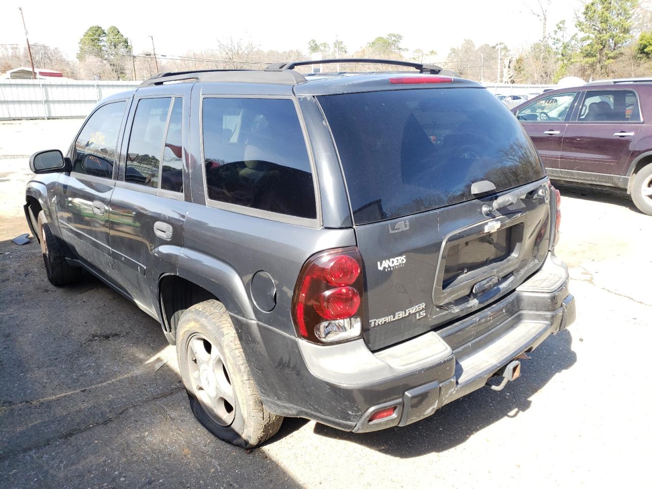 Photo 3 from auction – 2007 CHEVROLET TRAILBLAZE with VIN 1GNDS13S072179581