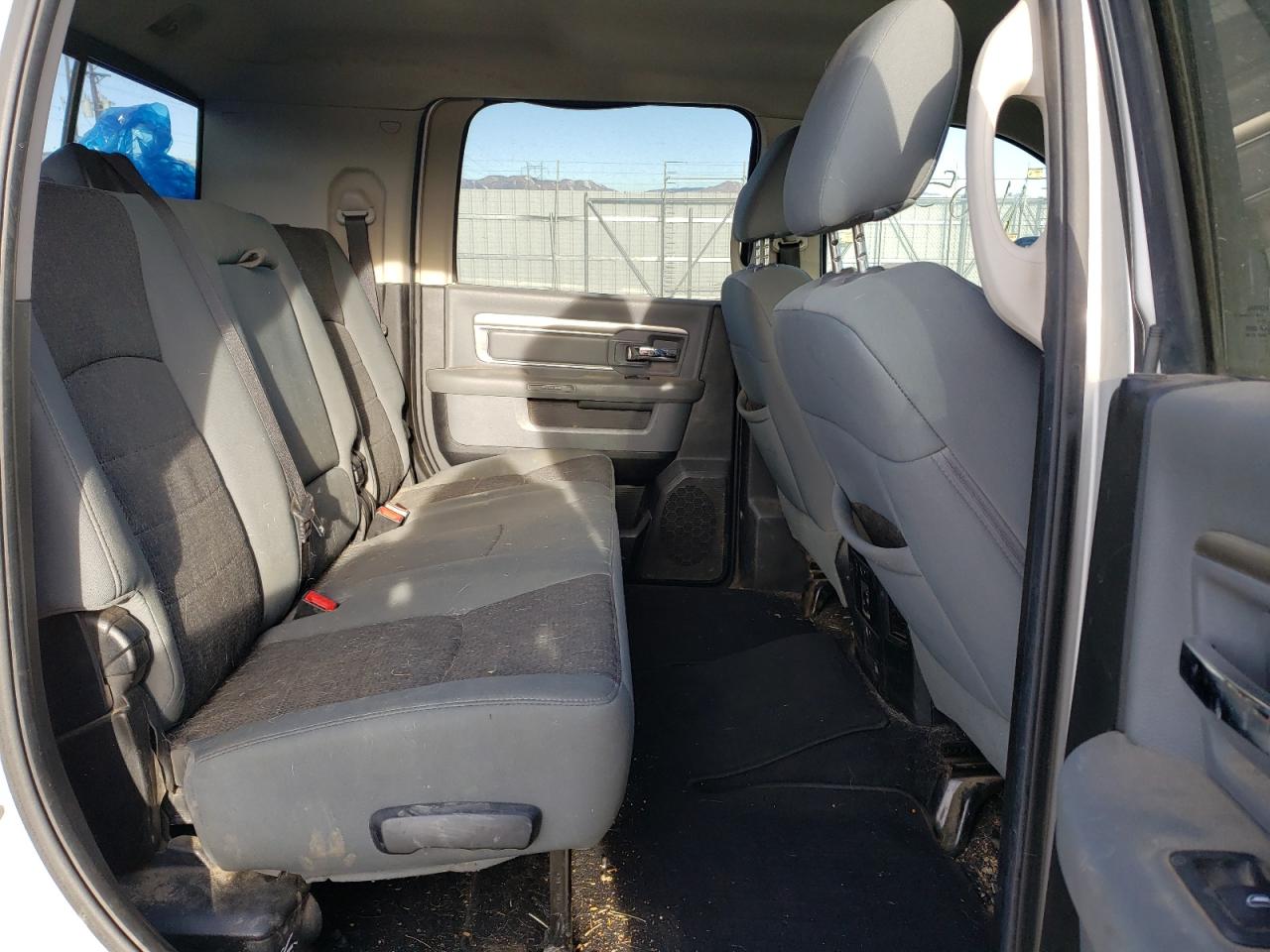 Photo 6 from auction – 2013 RAM 2500 SLT with VIN 3C6UR5ML2DG600312