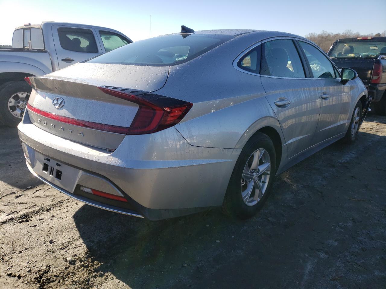 Photo 4 from auction – 2021 HYUNDAI SONATA SE with VIN 5NPEG4JA2MH129575