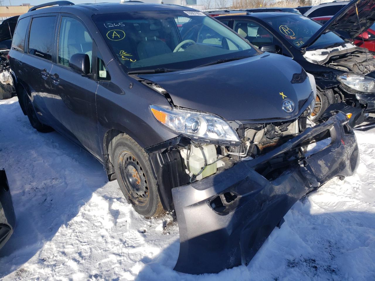 TOYOTA SIENNA XLE 2014 with VIN 5TDDK3DC6ES085156 - Photo from auction