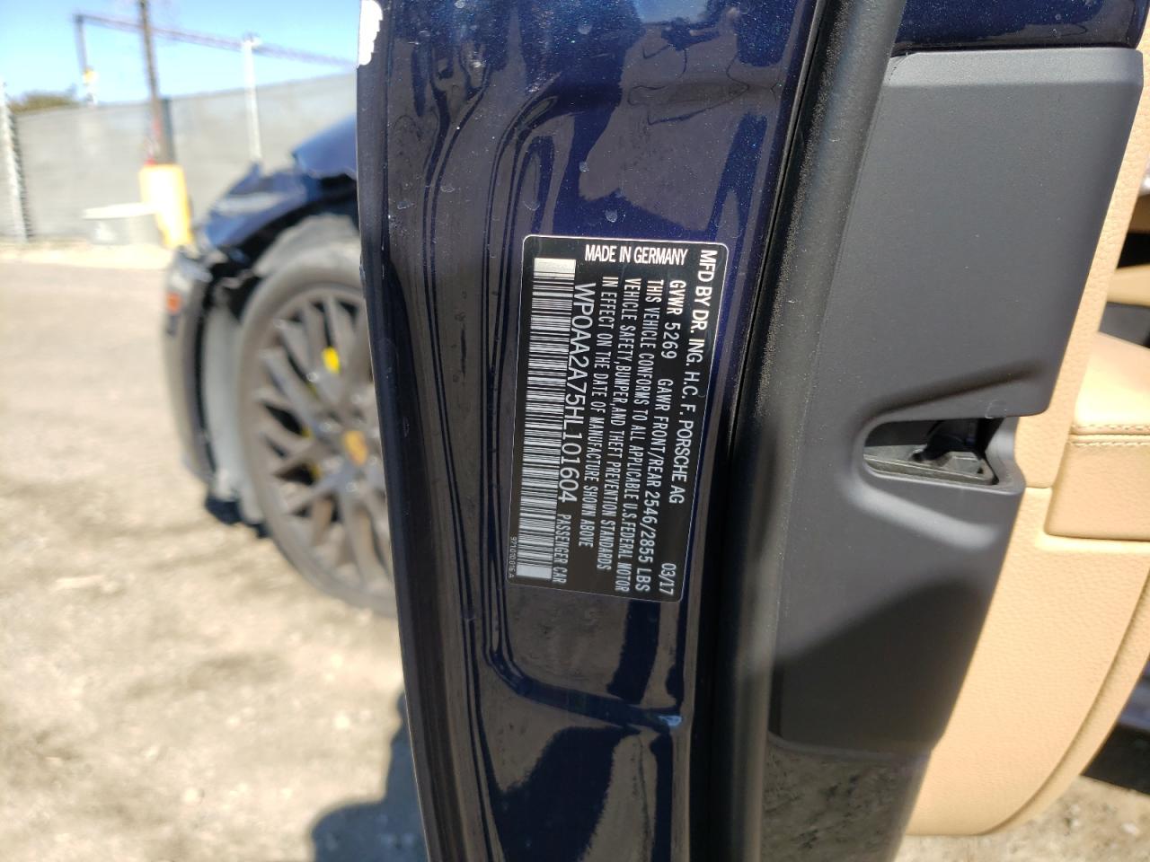 Photo 10 from auction – 2017 PORSCHE PANAMERA 2 with VIN WP0AA2A75HL101604