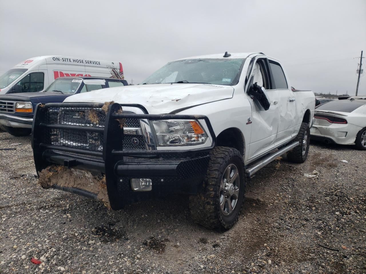 Photo 2 from auction – 2018 RAM 2500 SLT with VIN 3C6UR5DL0JG327608