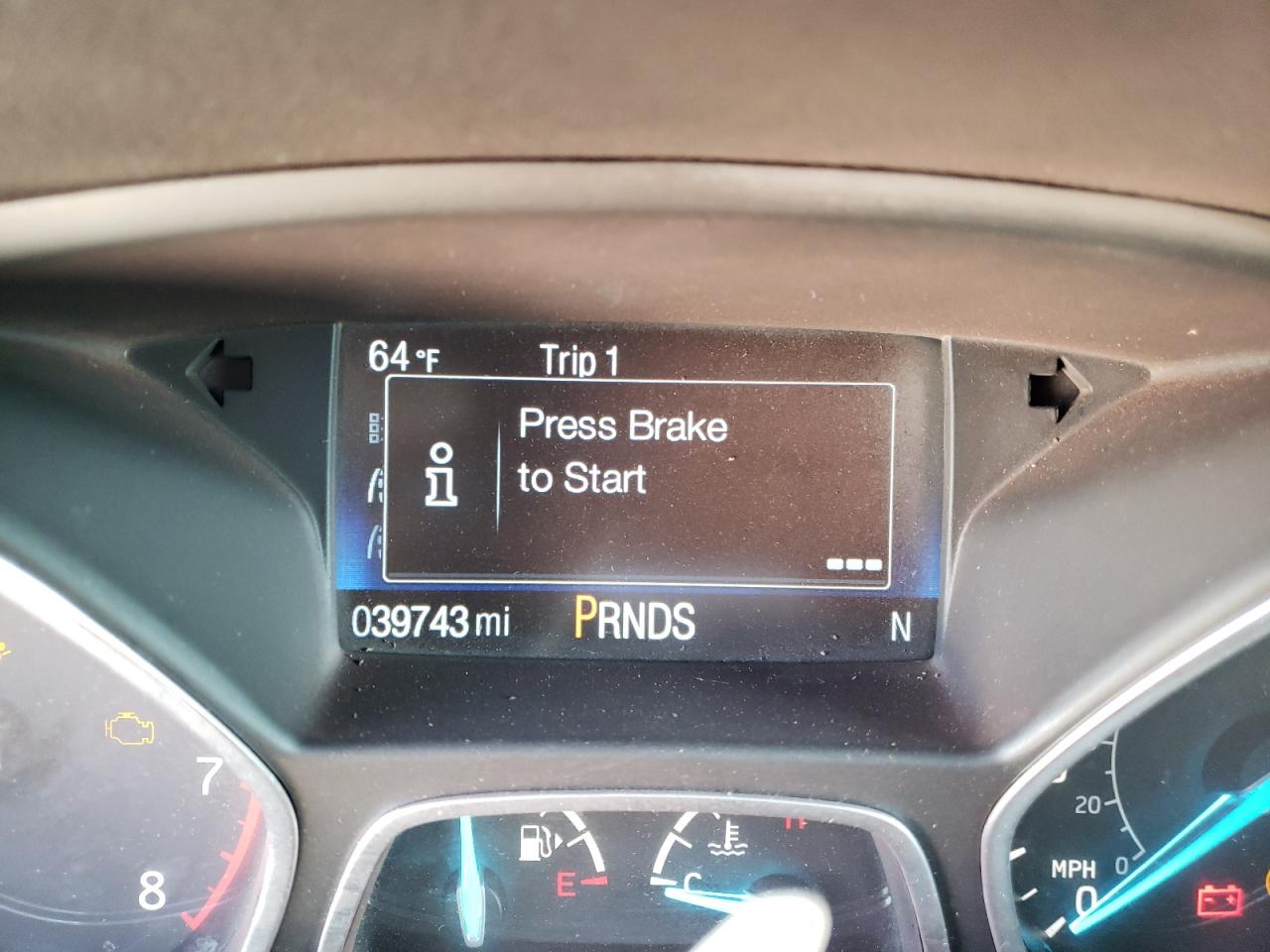 Photo 8 from auction – 2019 FORD ESCAPE SE with VIN 1FMCU9GD8KUC09878
