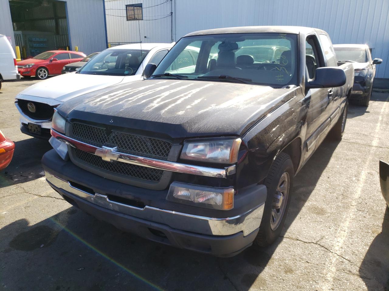 Photo 2 from auction – 2005 CHEVROLET SILVERADO with VIN 2GCEC19V151262669