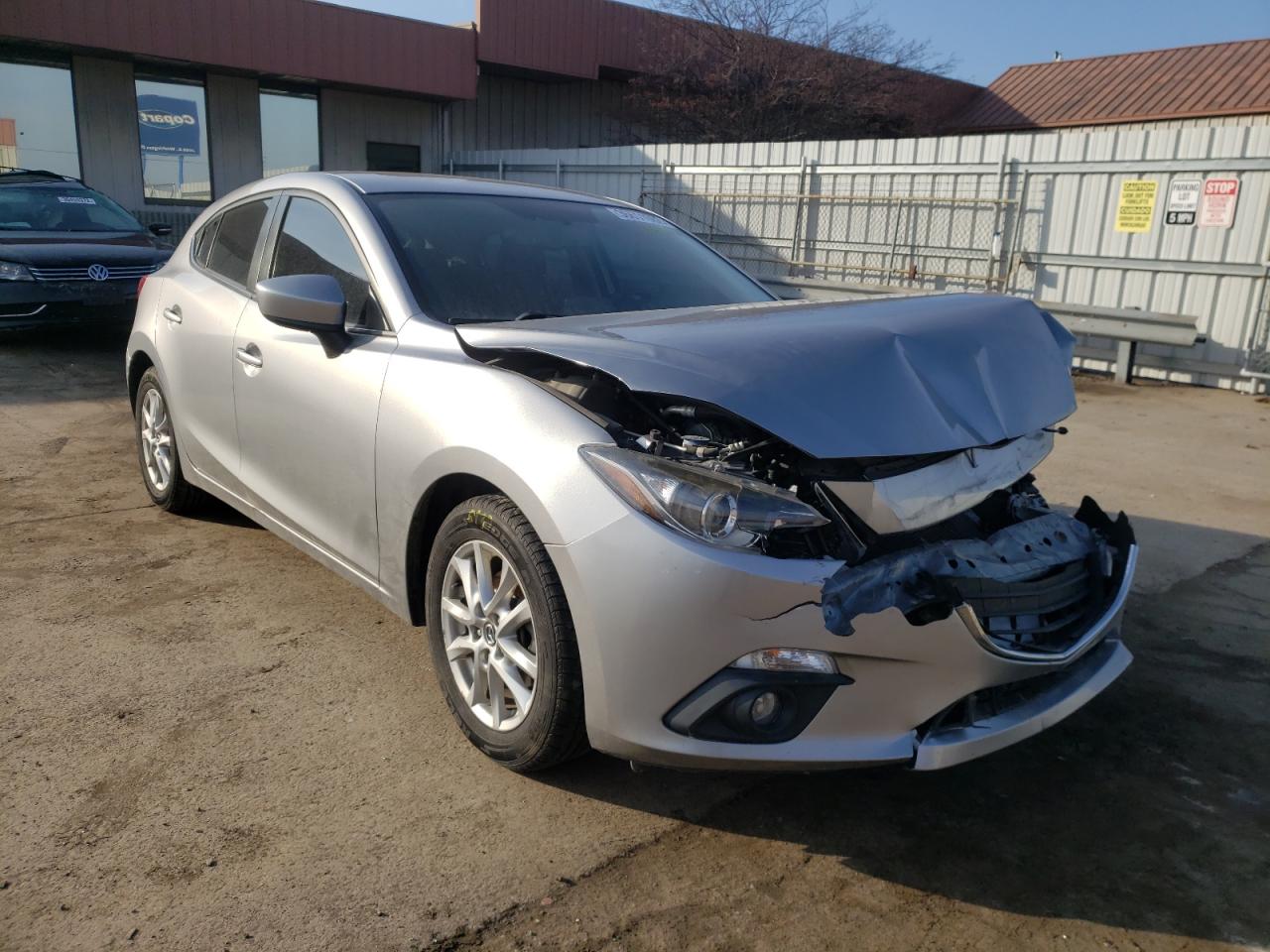 MAZDA 3 TOURING 2016 with VIN JM1BM1M71G1326419 - Photo from auction