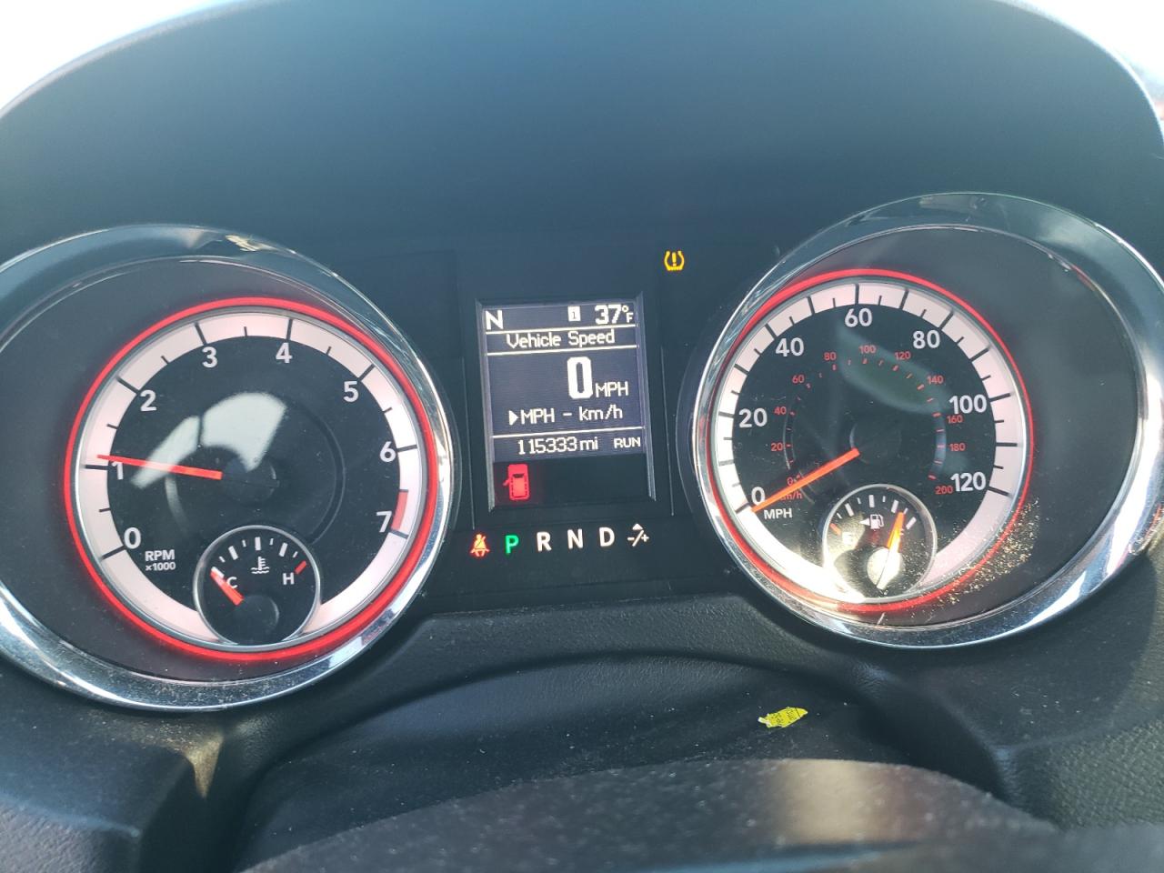 Photo 8 from auction – 2015 DODGE GRAND CARA with VIN 2C4RDGEG1FR682590