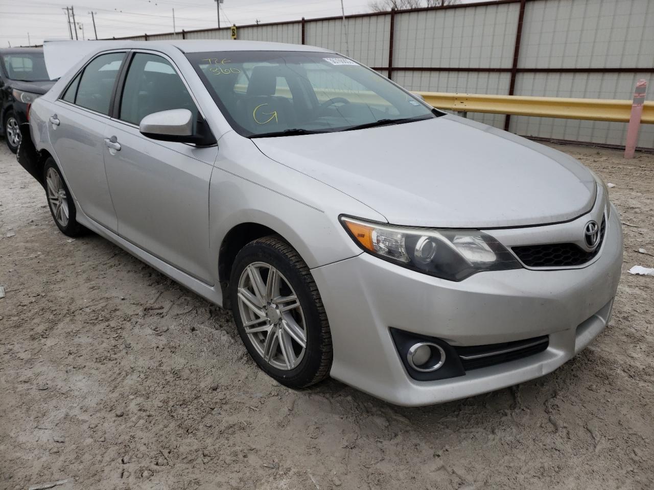 TOYOTA CAMRY L 2014 with VIN 4T1BF1FK2EU737458 - Photo from auction