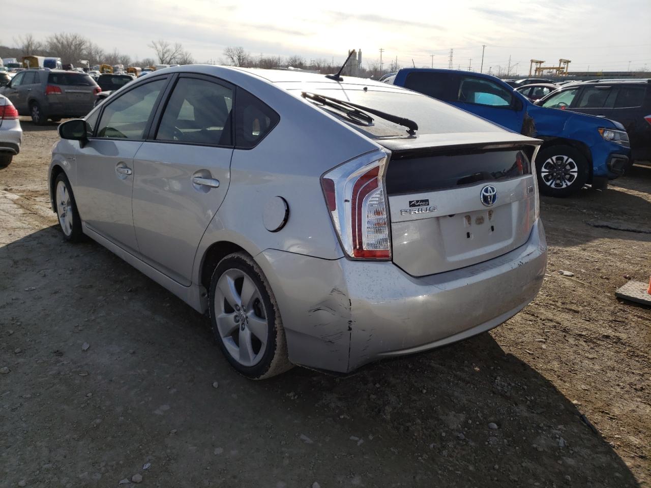 Photo 3 from auction – 2014 TOYOTA PRIUS with VIN JTDKN3DUXE0358559