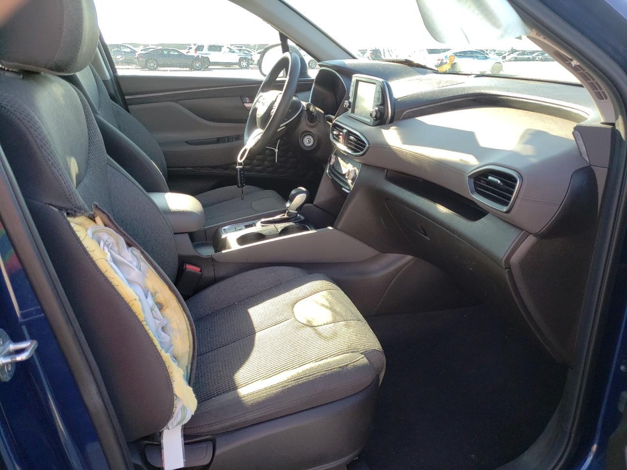 Photo 5 from auction – 2019 HYUNDAI SANTA FE S with VIN 5NMS2CAD2KH124652