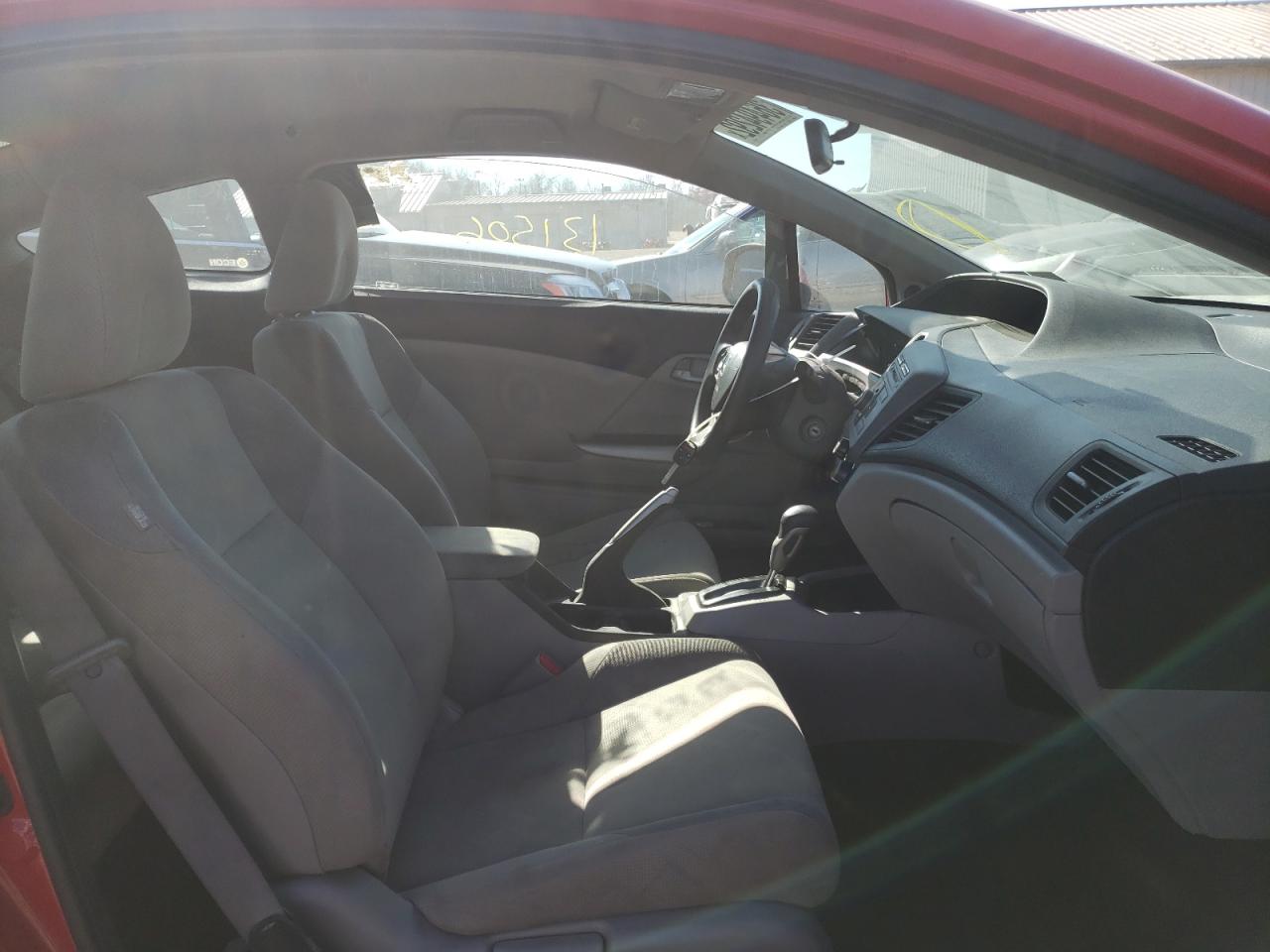 Photo 5 from auction – 2012 HONDA CIVIC LX with VIN 2HGFG3B56CH557738