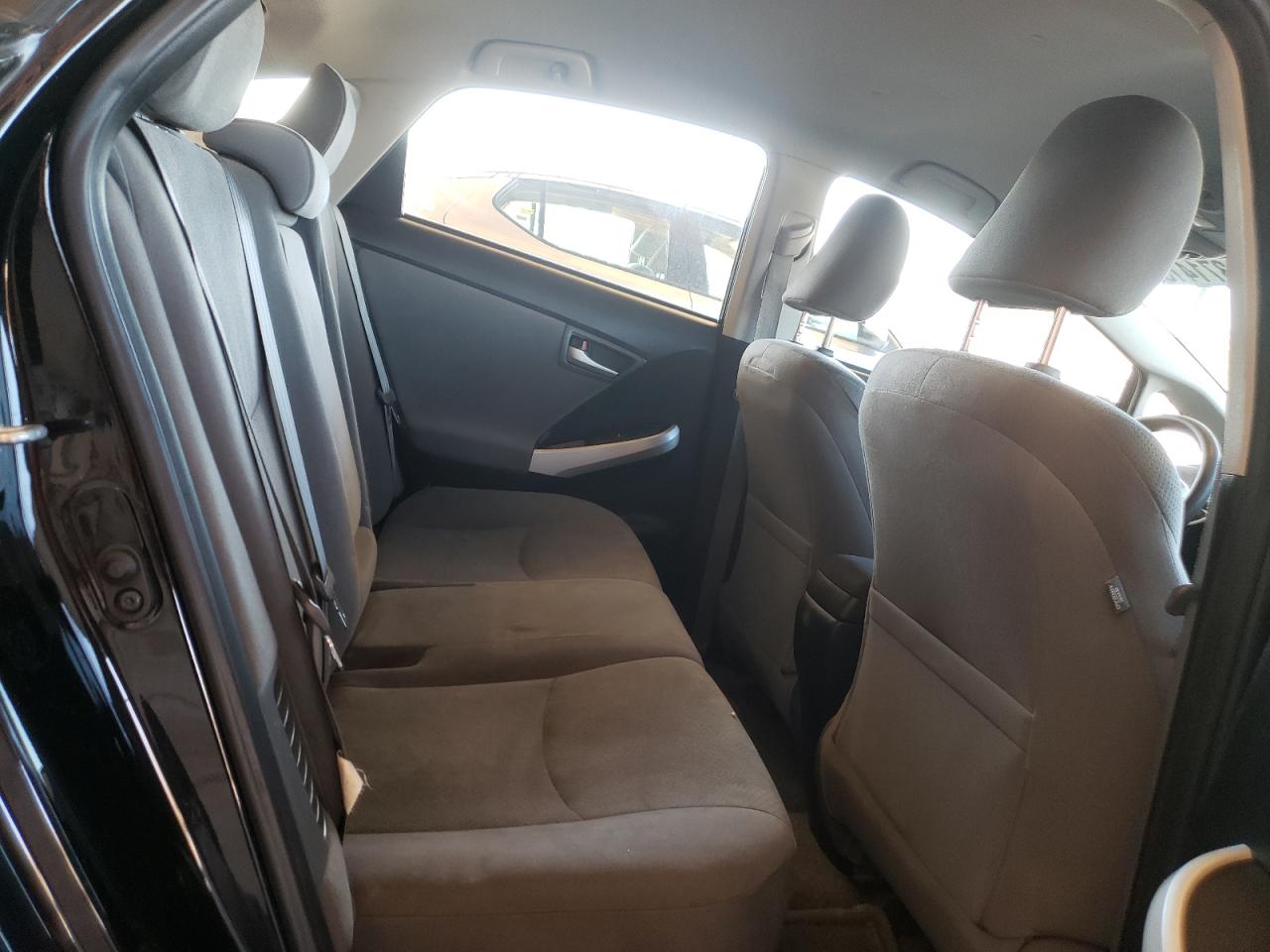 Photo 6 from auction – 2013 TOYOTA PRIUS with VIN JTDKN3DU9D0353478