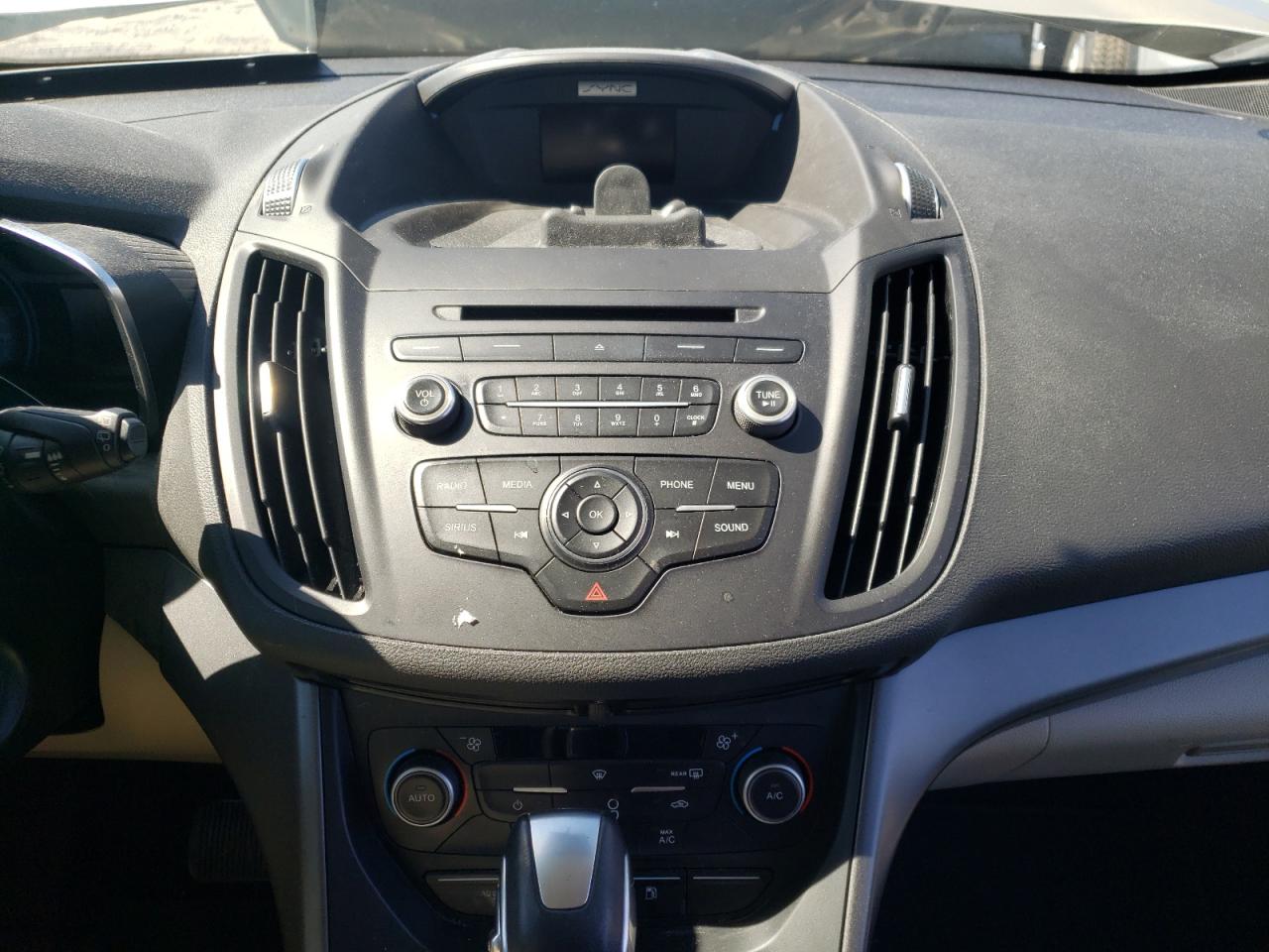 Photo 9 from auction – 2018 FORD C-MAX SE with VIN 1FADP5AU2JL101168