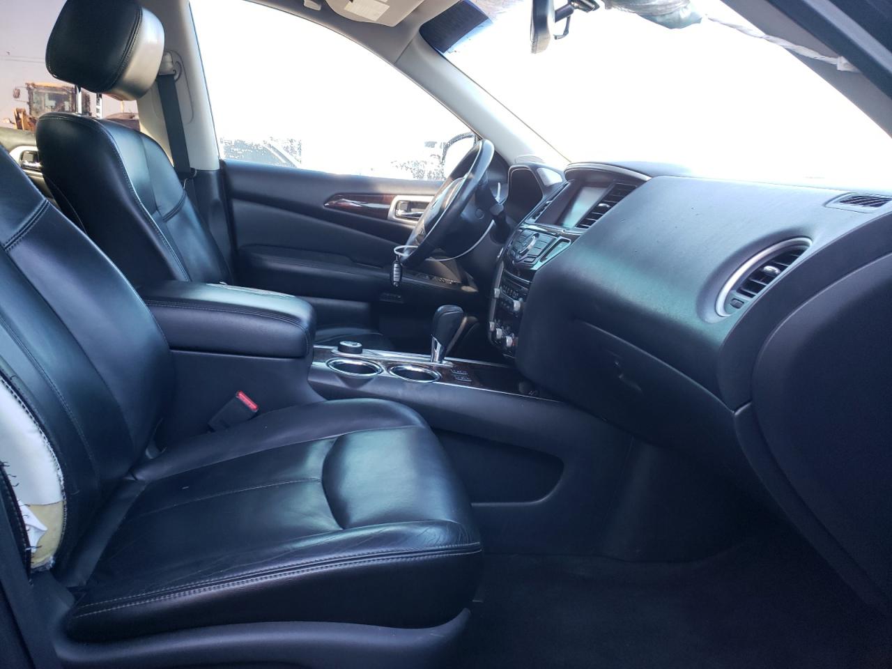 Photo 5 from auction – 2013 NISSAN PATHFINDER with VIN 5N1AR2MM8DC607850