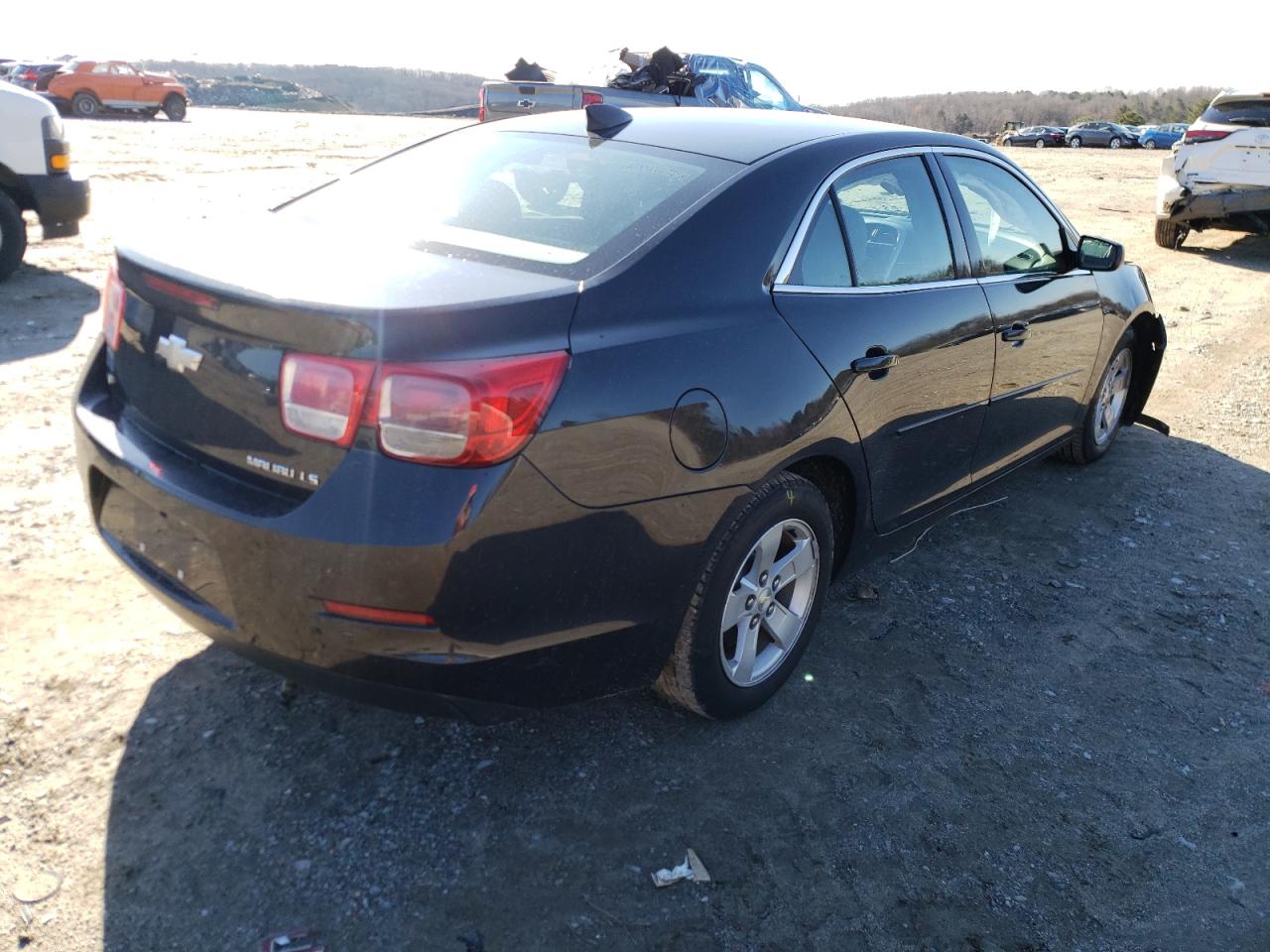Photo 4 from auction – 2015 CHEVROLET MALIBU LS with VIN 1G11B5SL7FF340991