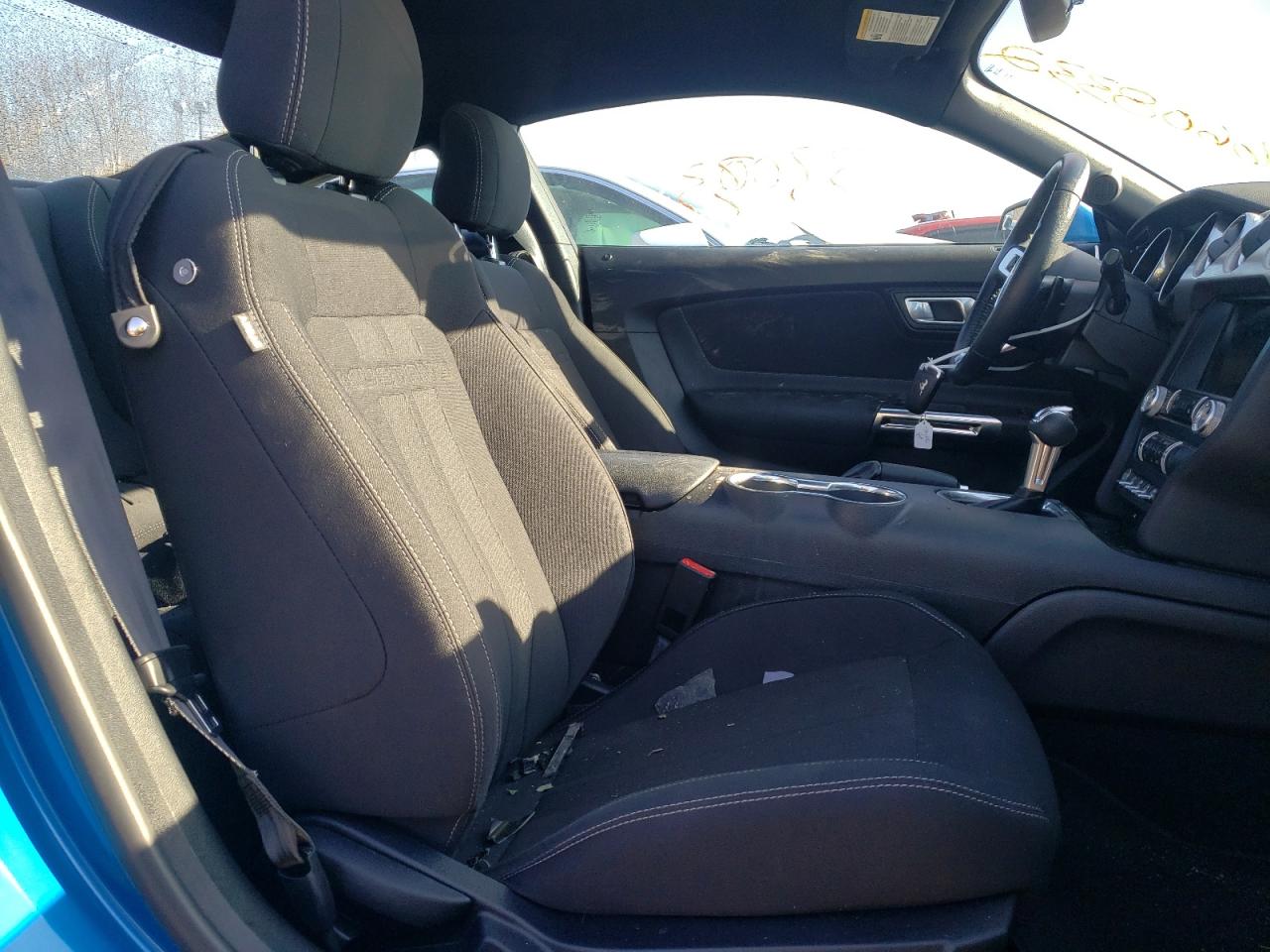 Photo 5 from auction – 2019 FORD MUSTANG with VIN 1FA6P8THXK5201194