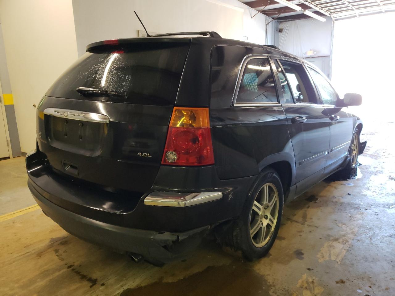 Photo 4 from auction – 2007 CHRYSLER PACIFICA T with VIN 2A8GM68X47R312449