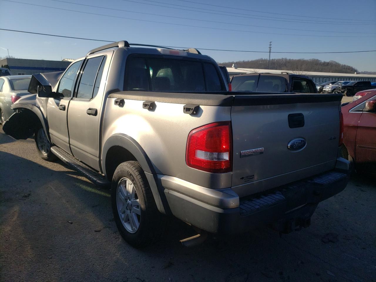 Photo 3 from auction – 2008 FORD EXPLORER S with VIN 1FMEU51E68UB04512