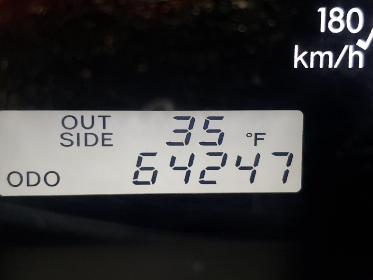 Photo 8 from auction – 2008 TOYOTA COROLLA CE with VIN 1NXBR32E78Z048409