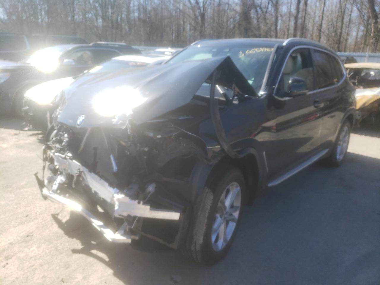 Photo 2 from auction – 2019 BMW X3 XDRIVE3 with VIN 5UXTR9C56KLE15972