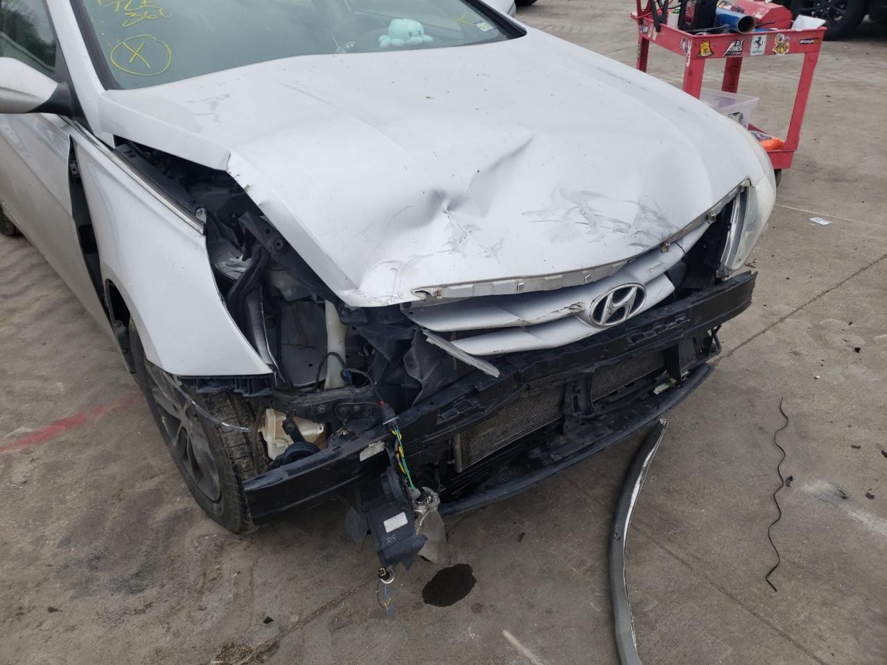 Photo 9 from auction – 2013 HYUNDAI SONATA GLS with VIN 5NPEB4AC0DH686257