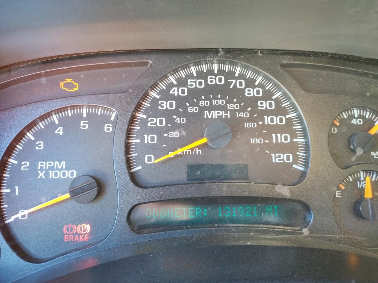 Photo 8 from auction – 2004 CHEVROLET SILVERADO with VIN 2GCEK13T841415587