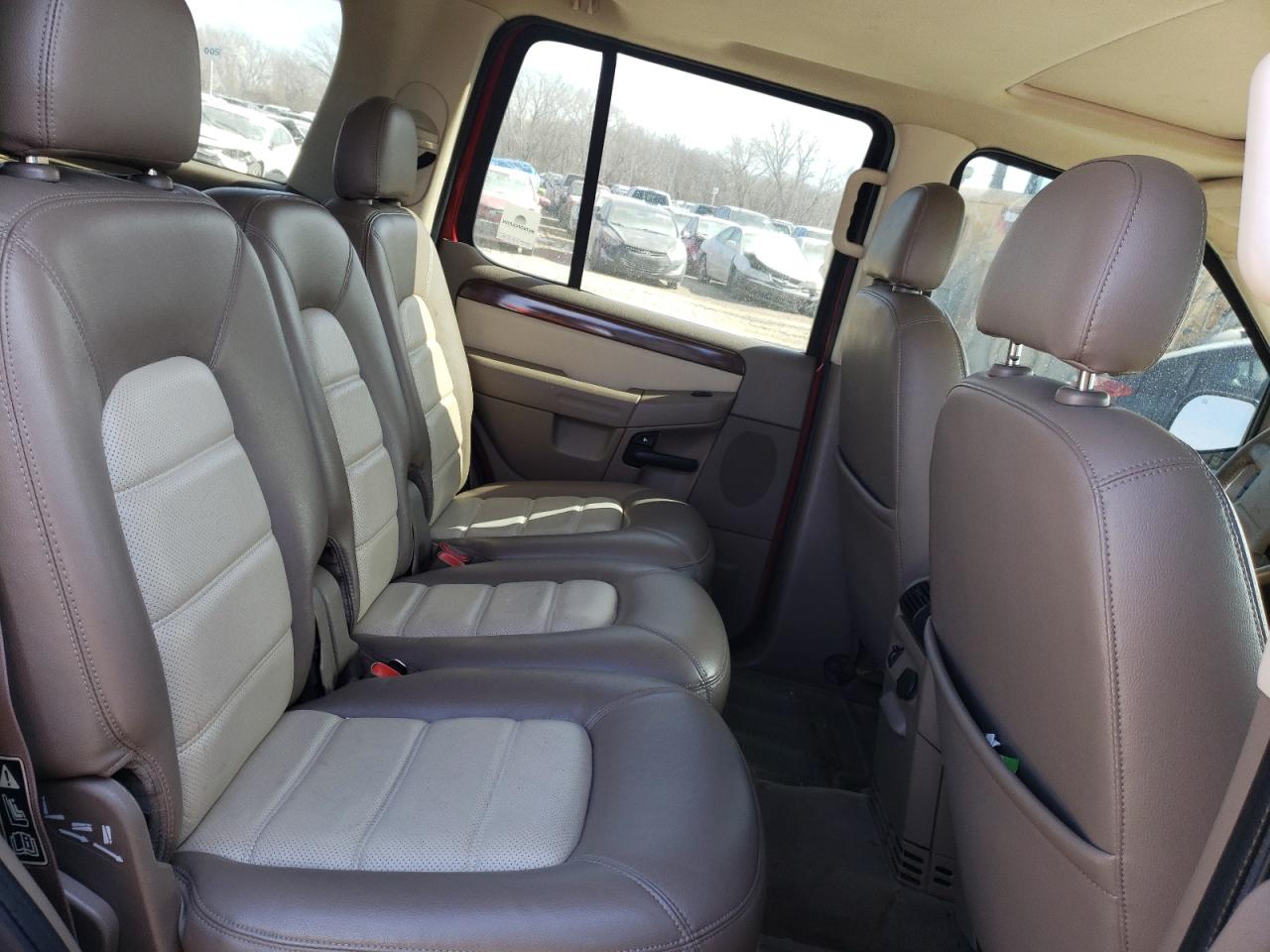 Photo 6 from auction – 2002 FORD EXPLORER E with VIN 1FMZU74WX2ZC60726