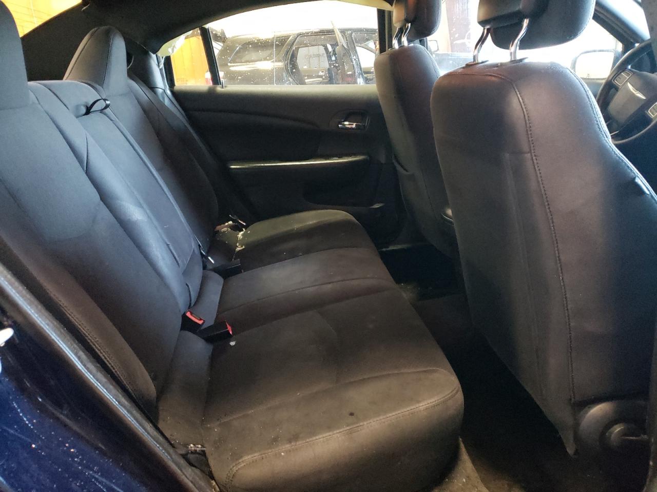 Photo 6 from auction – 2014 CHRYSLER 200 LX with VIN 1C3CCBAB4EN211507