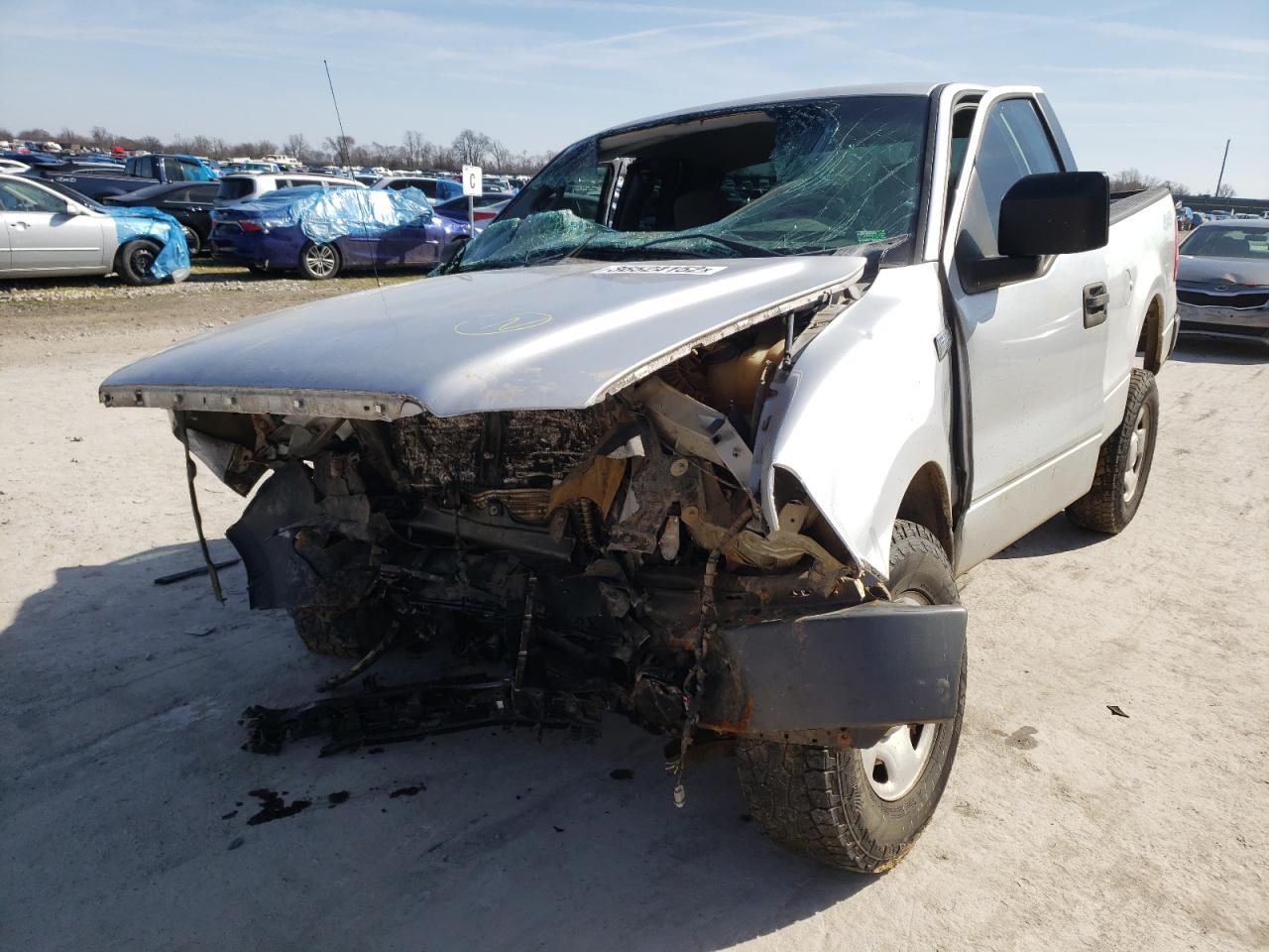 Zdjęcie 2 z aukcji – 2005 FORD F150 z VIN 1FTRF14W85NC08289