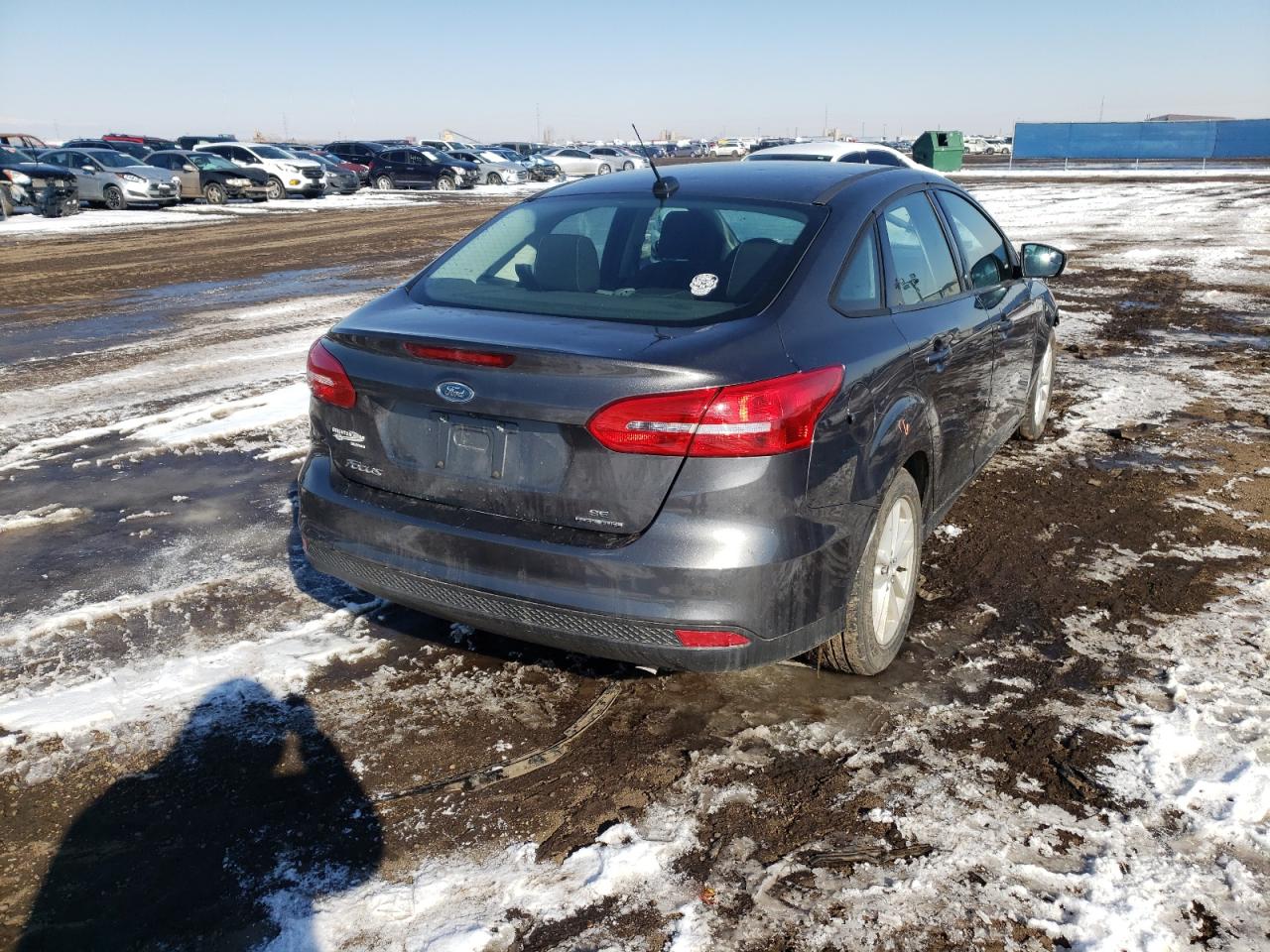 Photo 4 from auction – 2015 FORD FOCUS SE with VIN 1FADP3F24FL210749