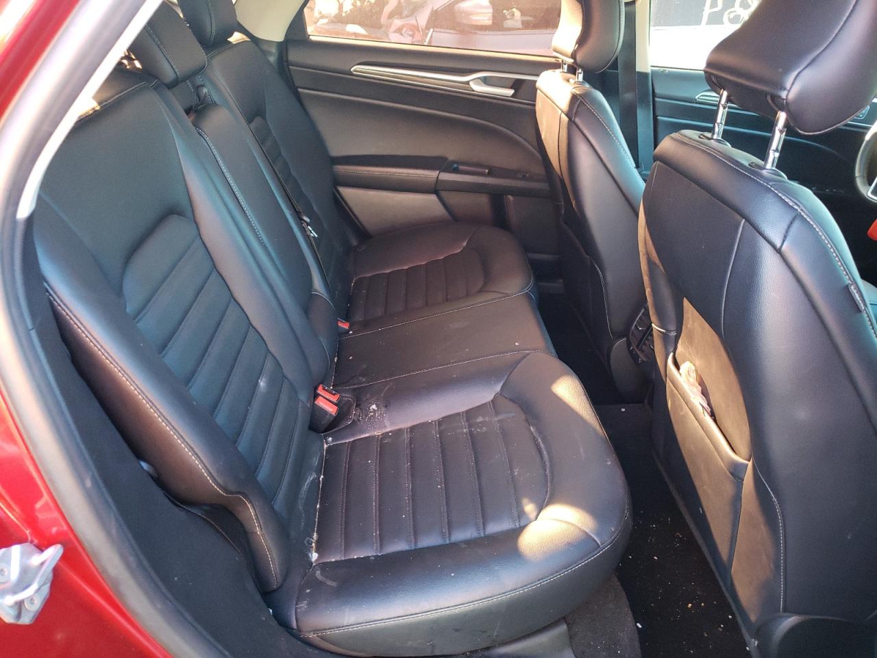 Photo 6 from auction – 2017 FORD FUSION SE with VIN 3FA6P0HD4HR187449