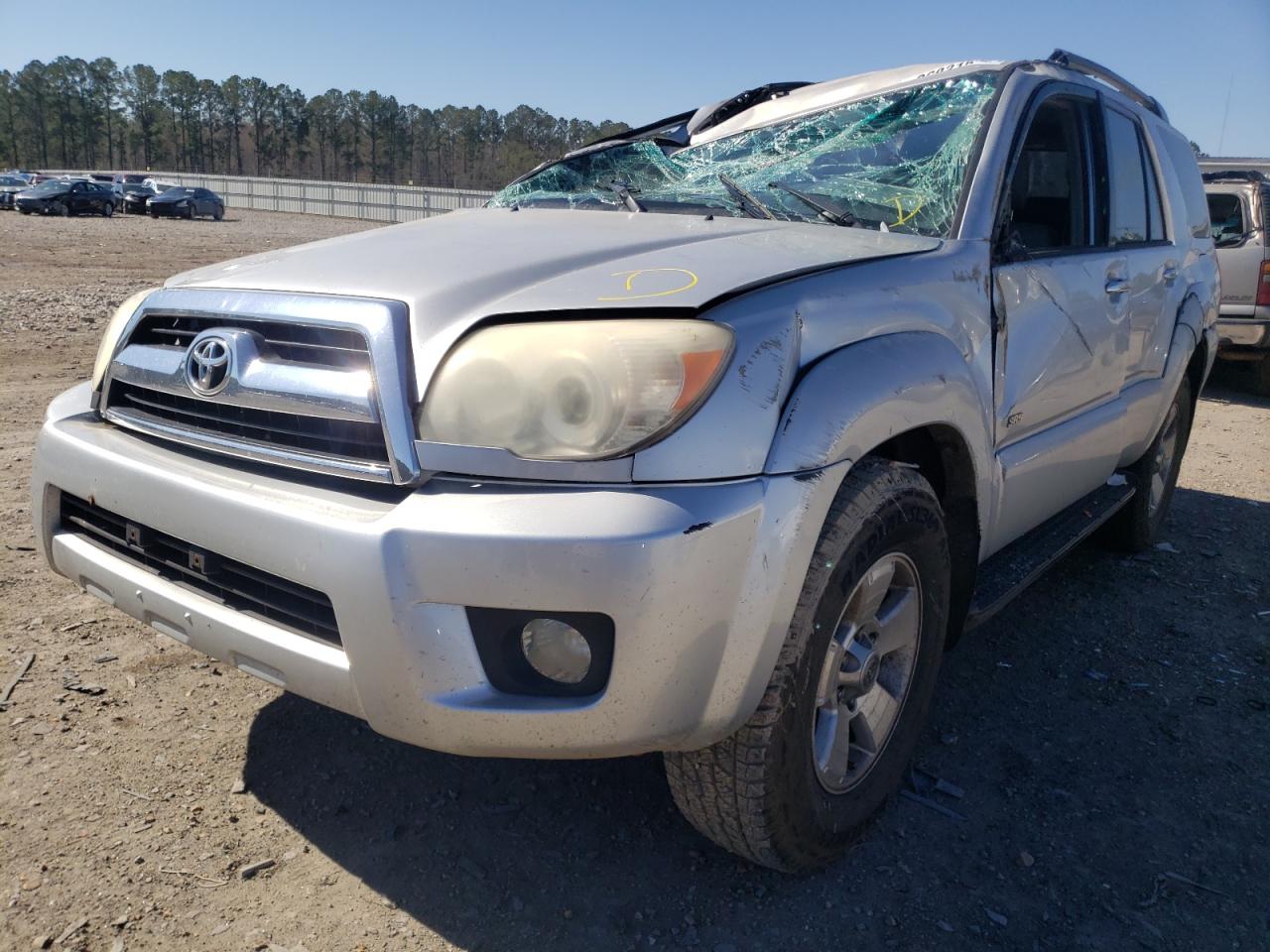 Photo 2 from auction – 2006 TOYOTA 4RUNNER SR with VIN JTEZU14R968045762