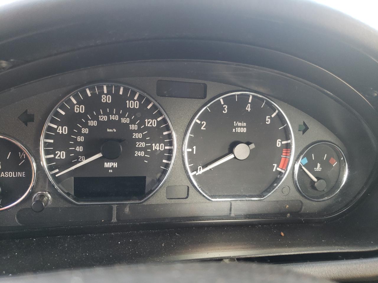 Photo 8 from auction – 2000 BMW Z3 2.3 with VIN 4USCH9343YLF85463