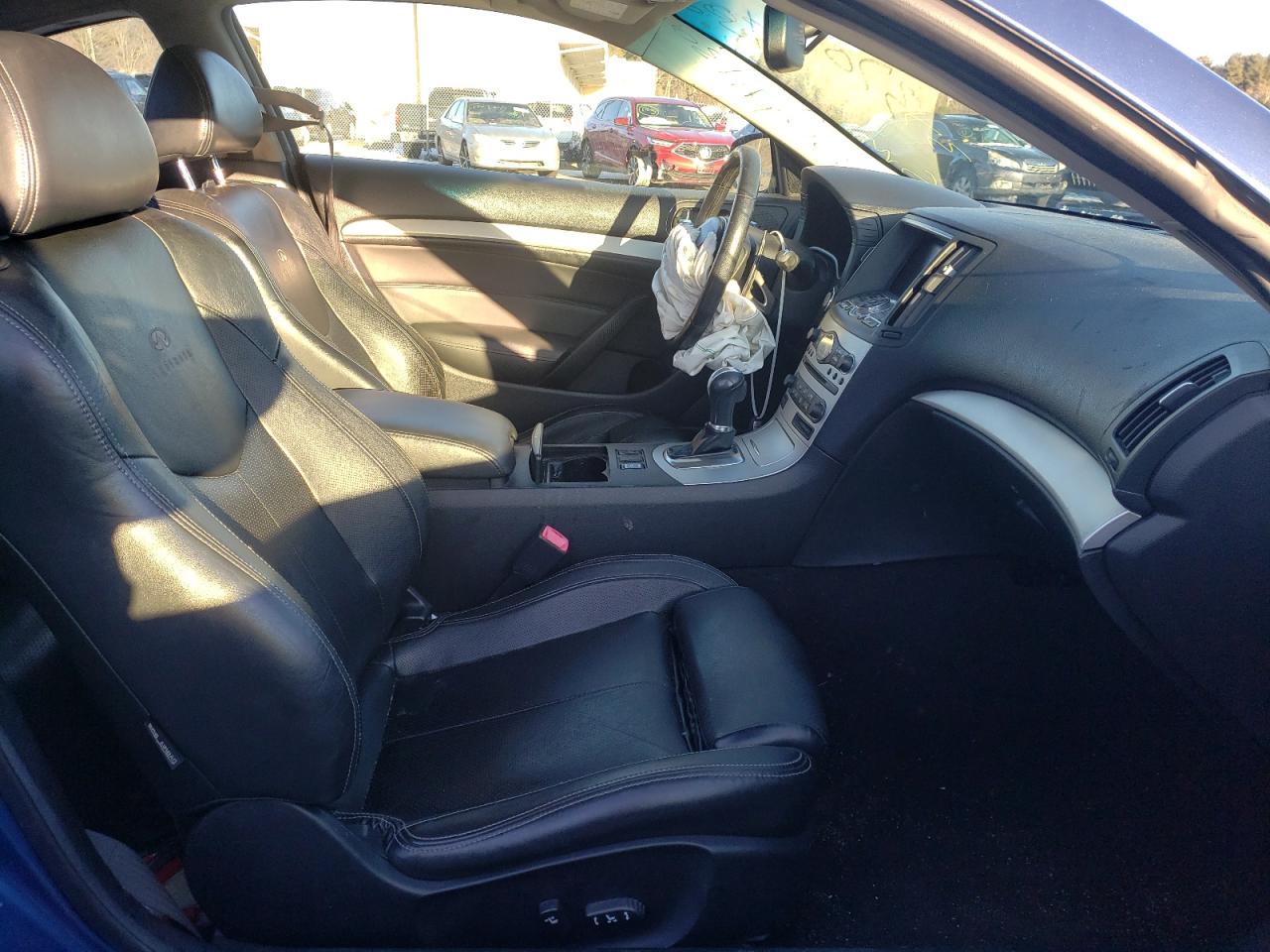 Photo 5 from auction – 2008 INFINITI G37 BASE with VIN JNKCV64E88M110790