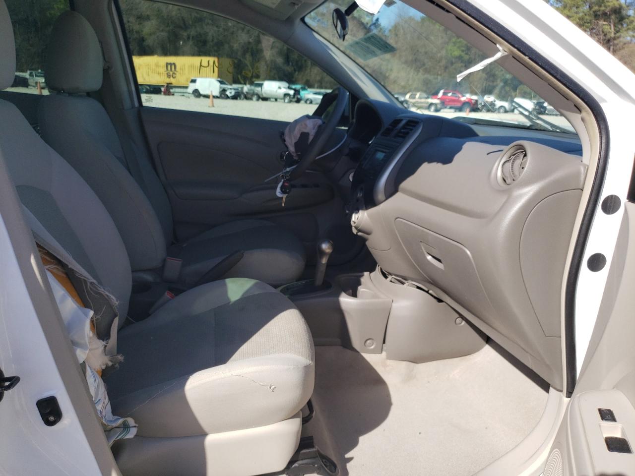 Photo 5 from auction – 2012 NISSAN VERSA S with VIN 3N1CN7AP5CL919375