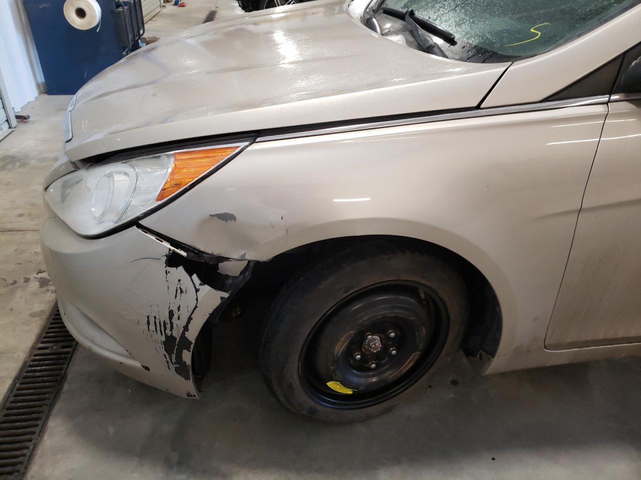 Photo 9 from auction – 2011 HYUNDAI SONATA GLS with VIN 5NPEB4AC0BH020447