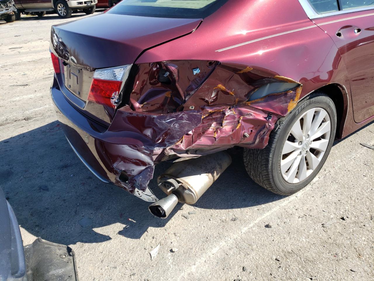 Photo 9 from auction – 2014 HONDA ACCORD EXL with VIN 1HGCR2F86EA067636