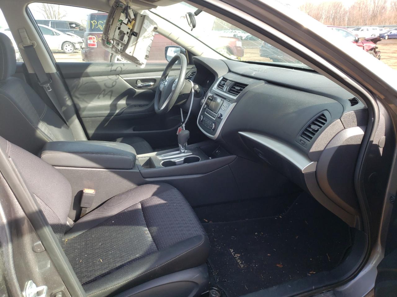 Photo 5 from auction – 2017 NISSAN ALTIMA 2.5 with VIN 1N4AL3AP2HC133352