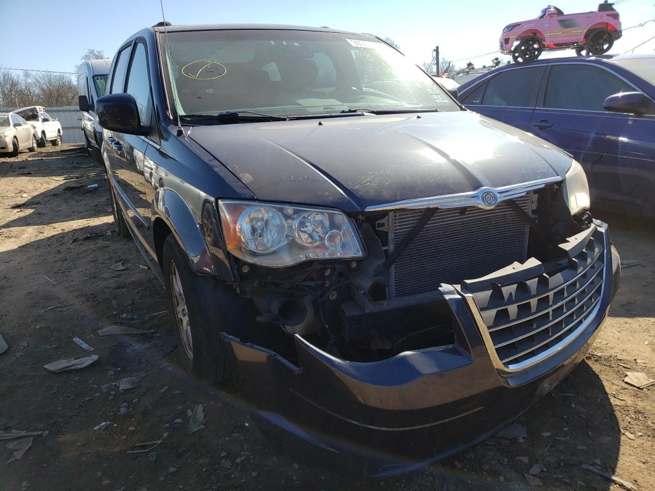 CHRYSLER TOWN AND C 2008 with VIN 2A8HR54P48R781600 - Photo from auction