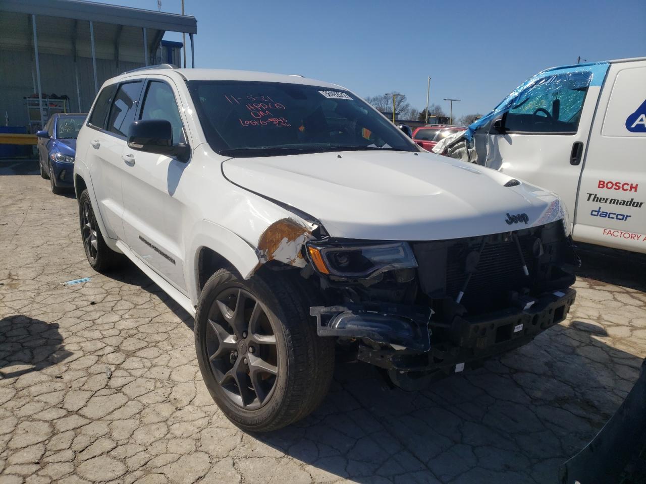 JEEP GRAND CHER 2019 with VIN 1C4RJEBG2KC543296 - Photo from auction