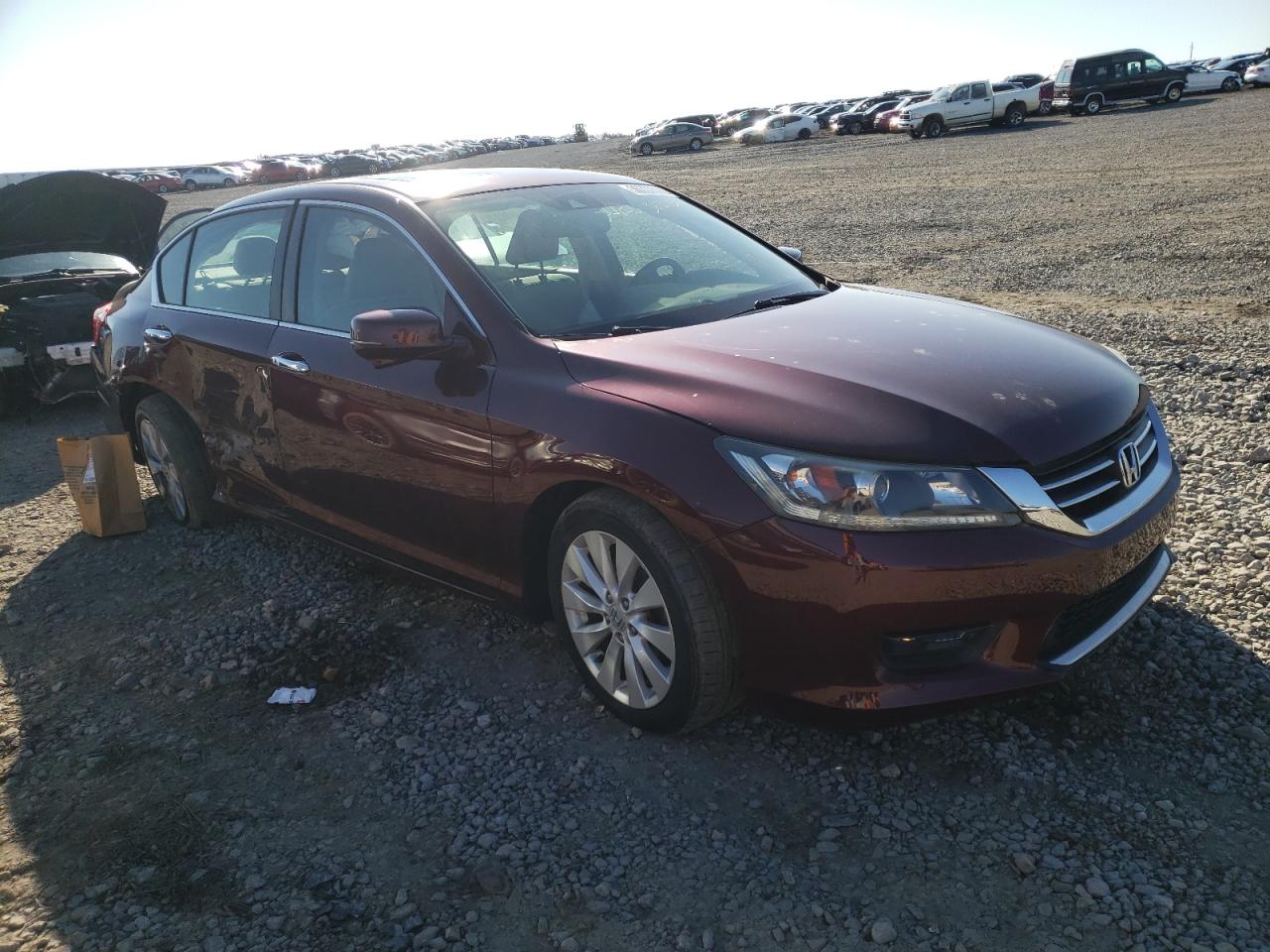 Photo 1 from auction – 2015 HONDA ACCORD EXL with VIN 1HGCR2F86FA110664