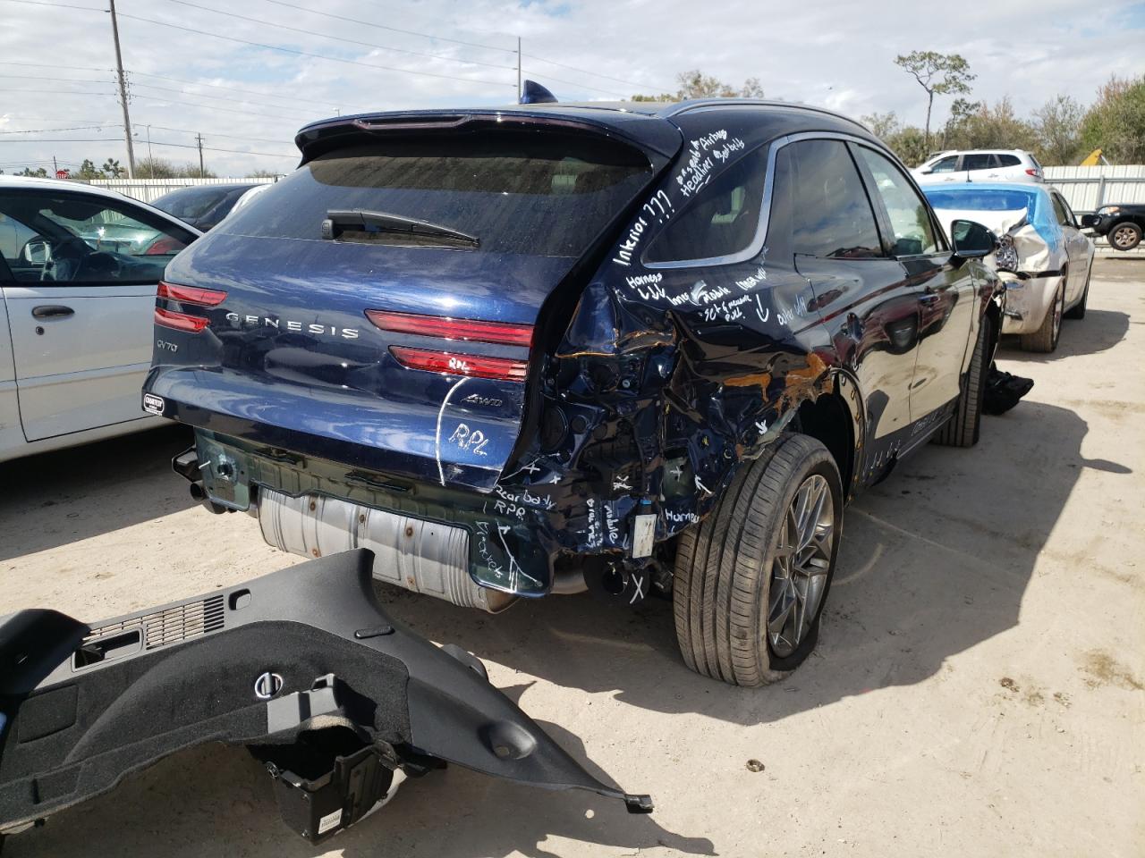 Photo 4 from auction – 2022 GENESIS GV70 BASE with VIN KMUMADTB6NU026487