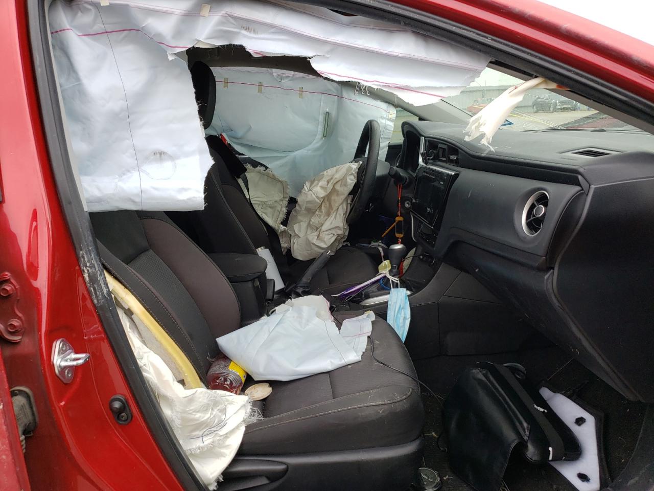 Photo 5 from auction – 2017 TOYOTA COROLLA L with VIN 5YFBURHE4HP634706