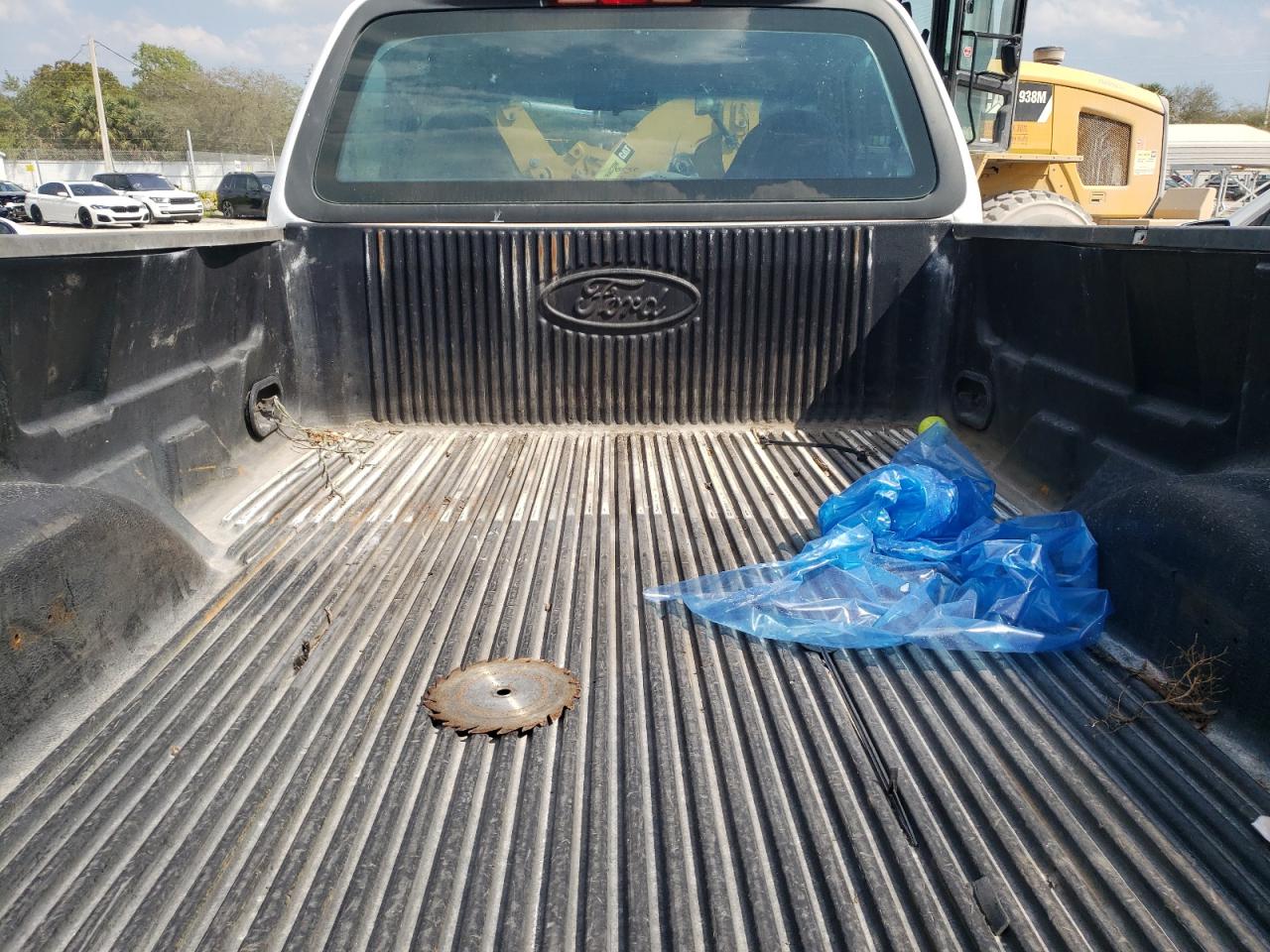 Photo 6 from auction – 2000 FORD F150 with VIN 1FTZF1729YNA66449
