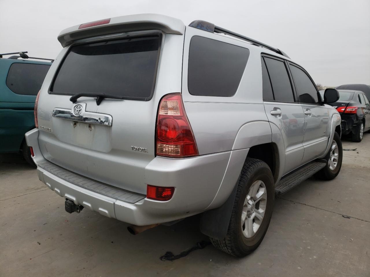 Photo 4 from auction – 2004 TOYOTA 4RUNNER SR with VIN JTEZU14R740027885