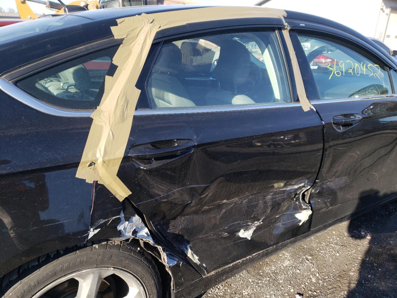 Photo 9 from auction – 2016 FORD FUSION with VIN 3FA6P0G78GR336696