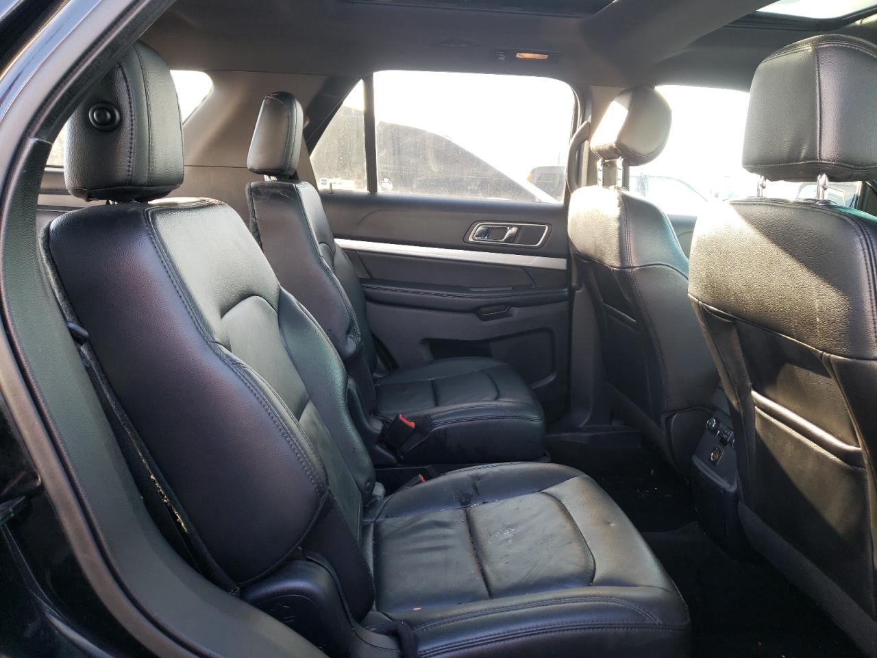 Photo 6 from auction – 2016 FORD EXPLORER X with VIN 1FM5K8D86GGC95374