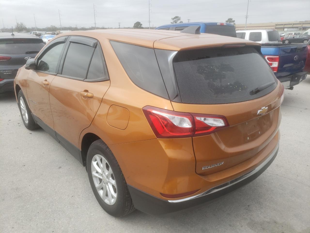 Photo 3 from auction – 2018 CHEVROLET EQUINOX LS with VIN 2GNAXHEV4J6124033